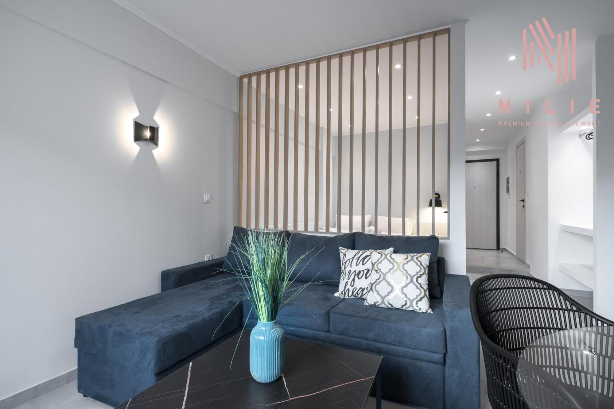 Next Door, Nilie Hospitality Mgmt Апартаменты